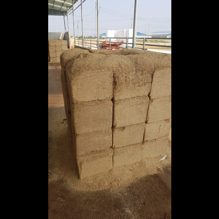 Acacia Sawdust Supplier in Vietnam – Quality Wood Material for Industrial and Agricultural Applications